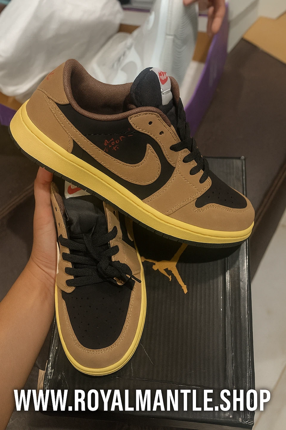 Nike Air Jordan 1 Low Travis Scott - photo 2