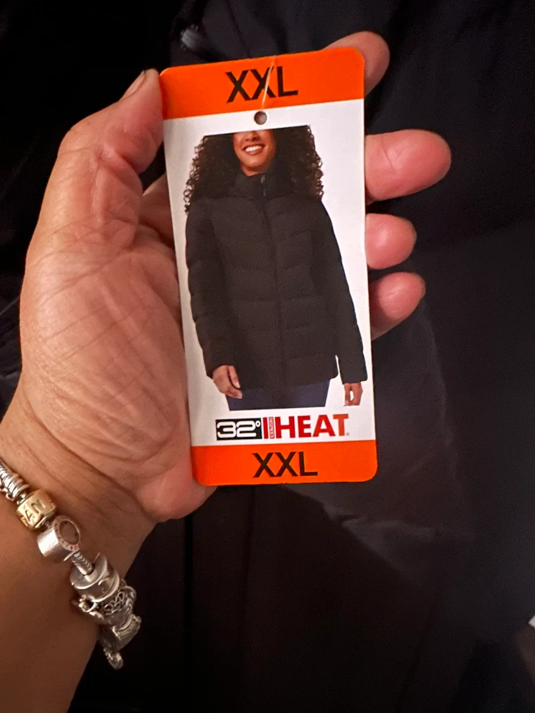 32 Degrees Heat XXL Black Puffer Jacket image indicator(4)