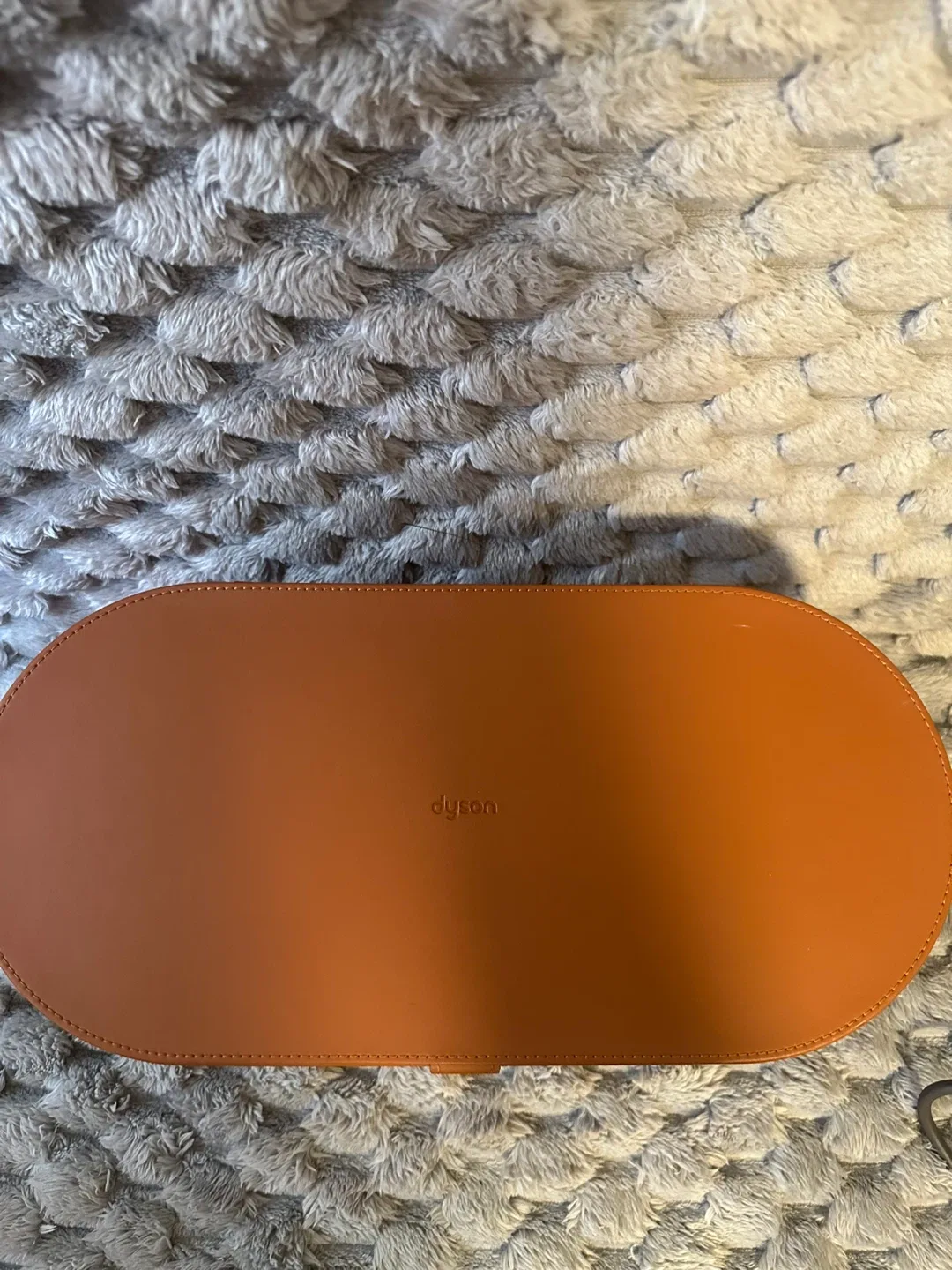 Dyson Airwrap Complete Styler, all attachments, case image indicator(4)