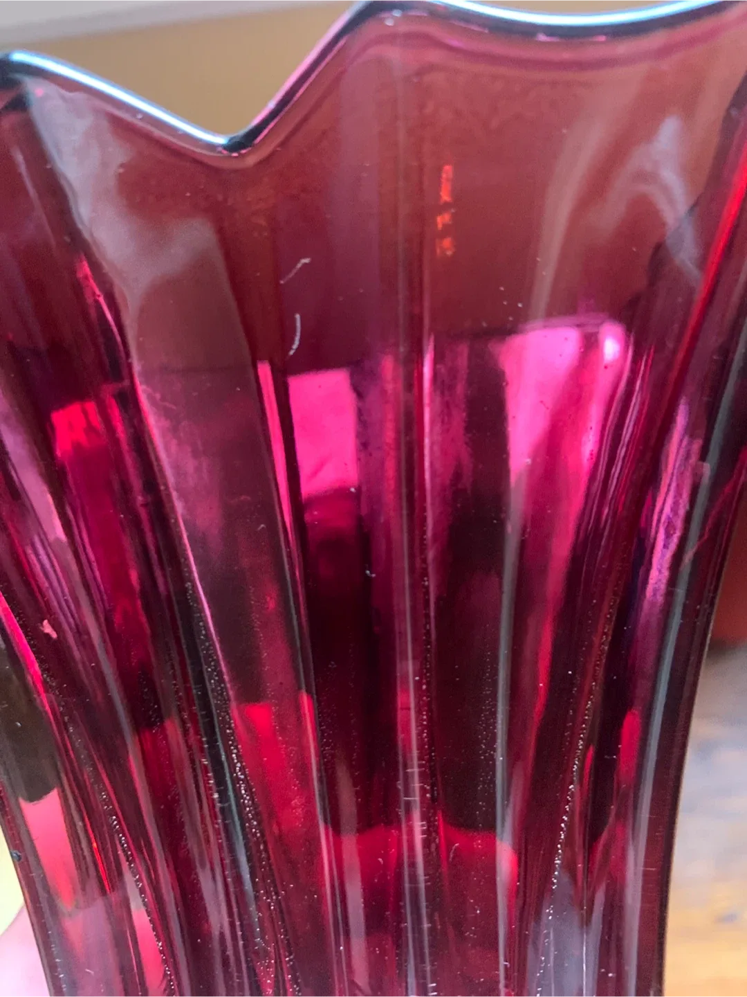 Vera Wang Cranberry Red Glass Vase #Cleanout image indicator(10)