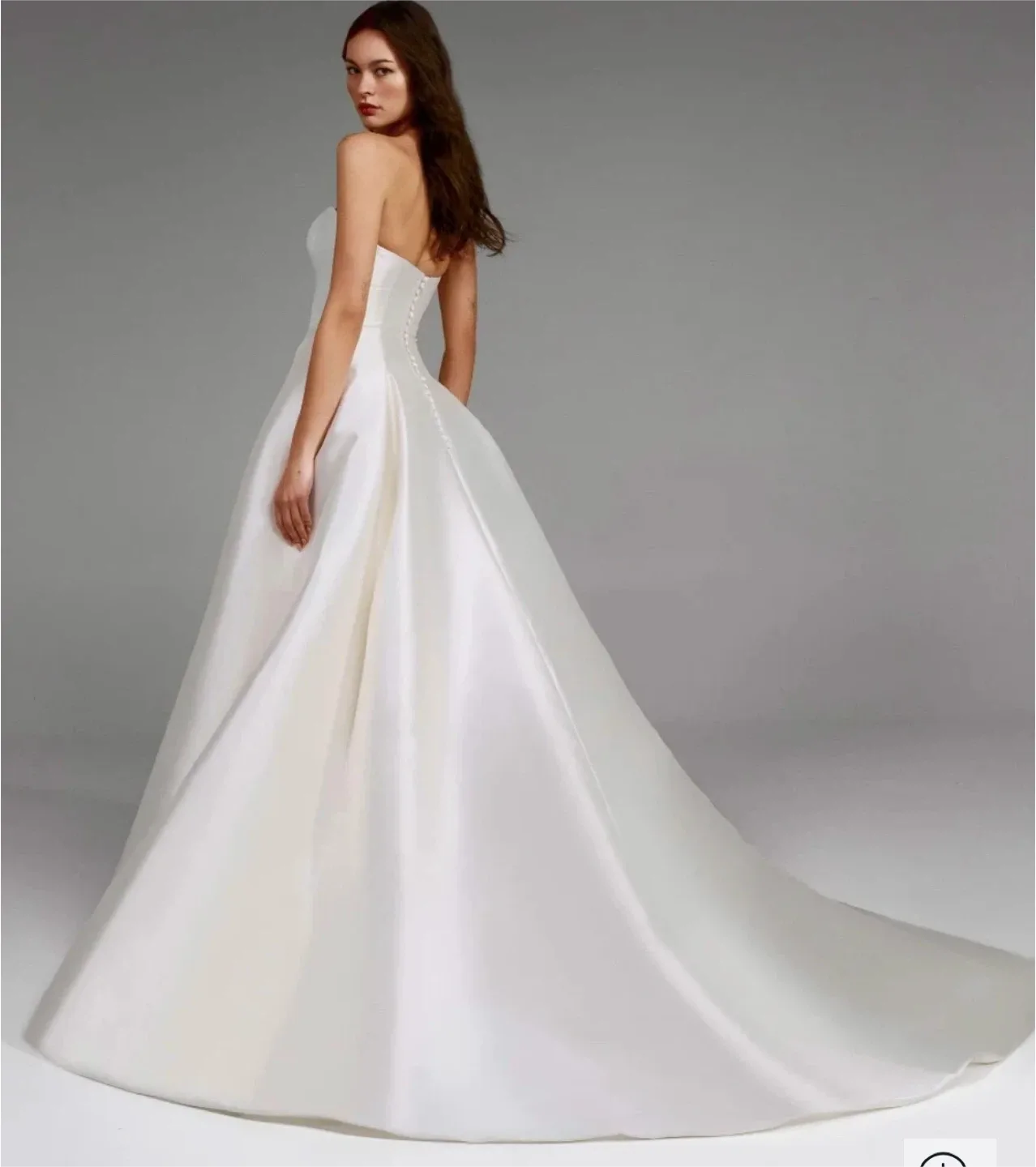 Pronovias “Jory” Wedding Gown  size 4/6 image indicator(2)