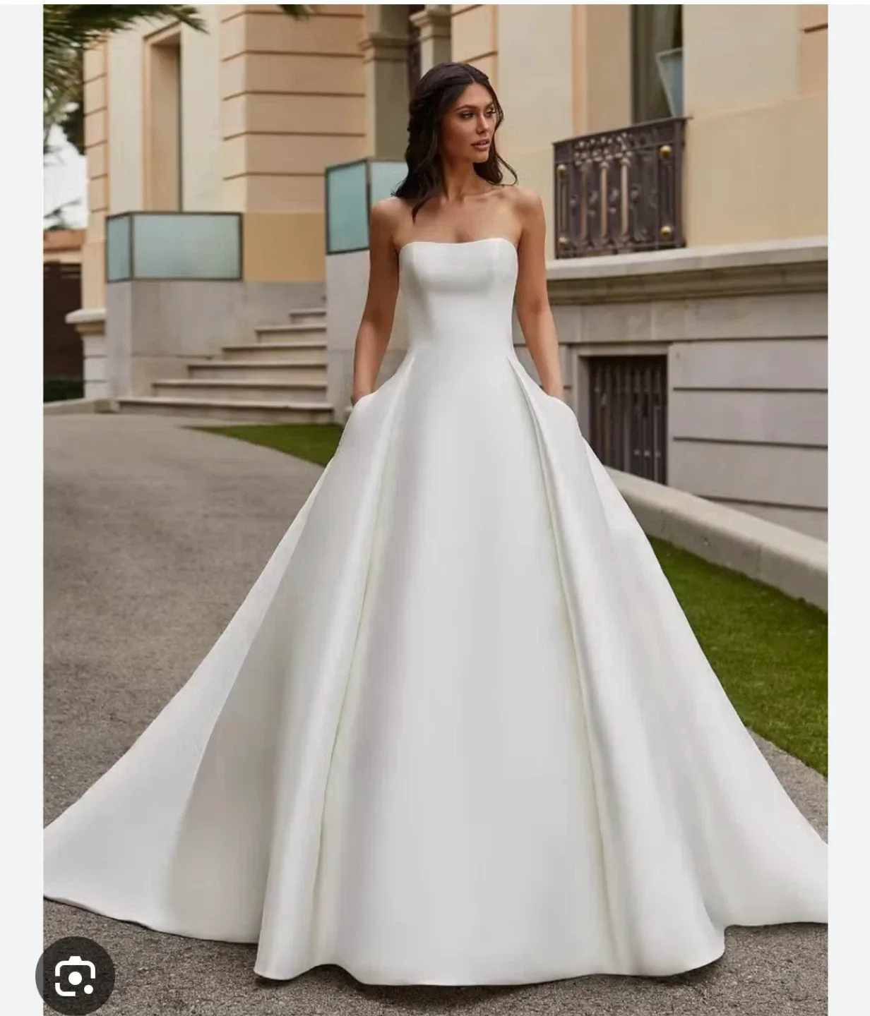 Pronovias “Jory” Wedding Gown  size 4/6