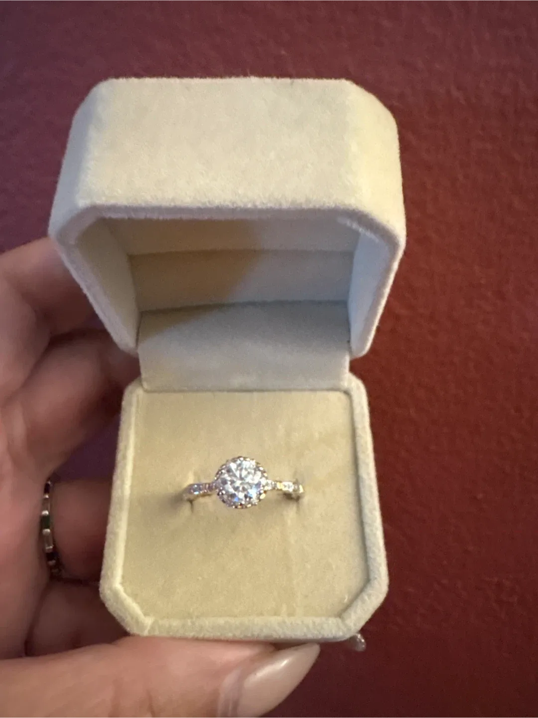 #Cleanout Genuine 2Carat Moissonite Diamond Engagement Ring