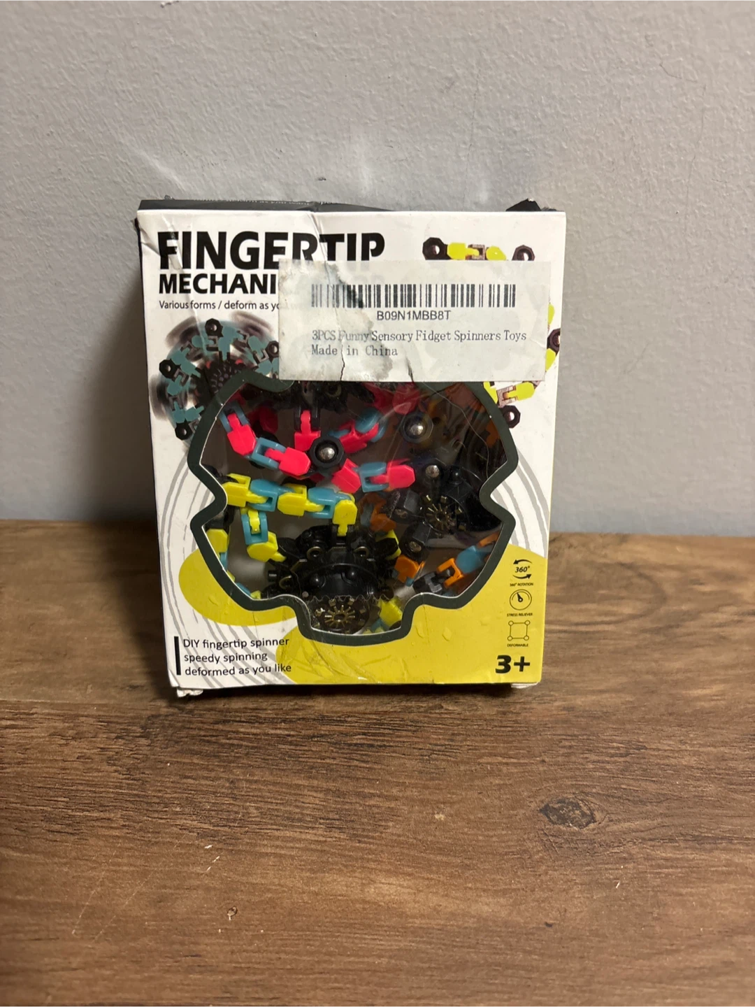 Fingertip Mechanical Top Spinner Toy, New