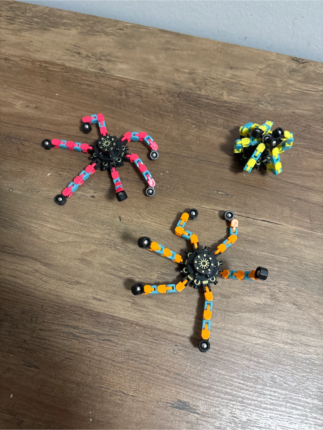Fingertip Mechanical Top Spinner Toy, New - photo 4