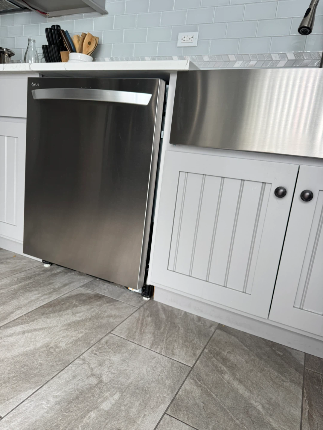 LG Stainless Steel Dishwasher - photo 2