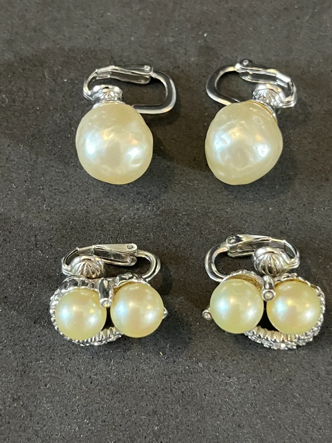 2pairs Ciner Vintage Faux Pearl Clip On Earrings