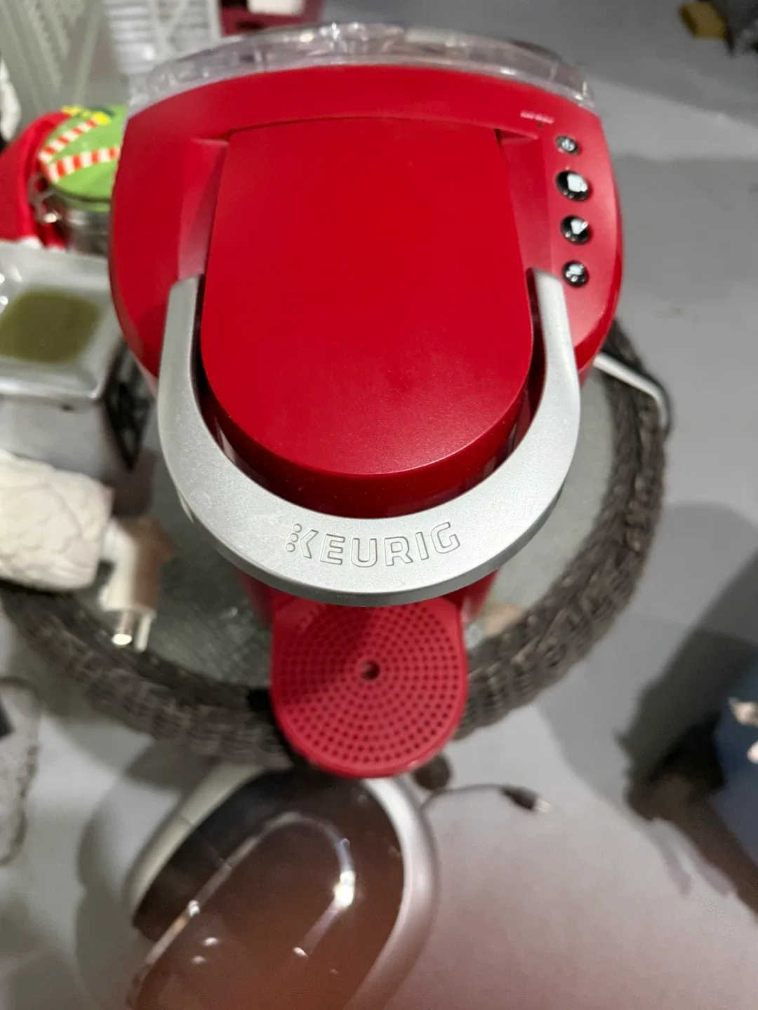 Red Keurig Single Serve Coffee Maker image indicator(4)