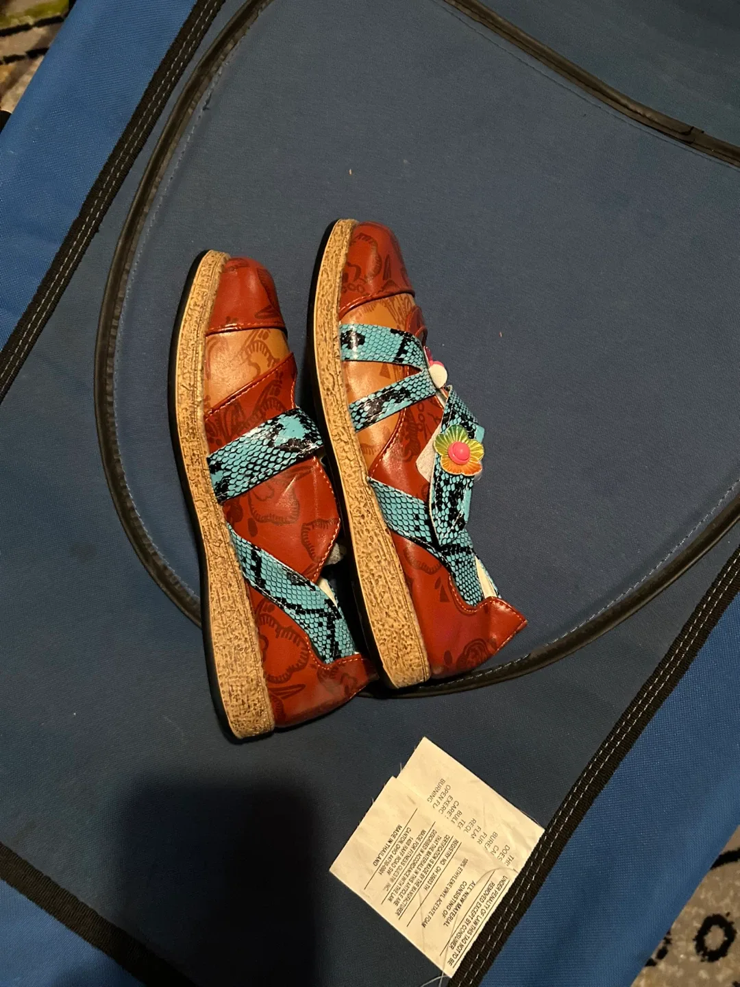 Spring Step Red Floral Shoes image indicator(2)