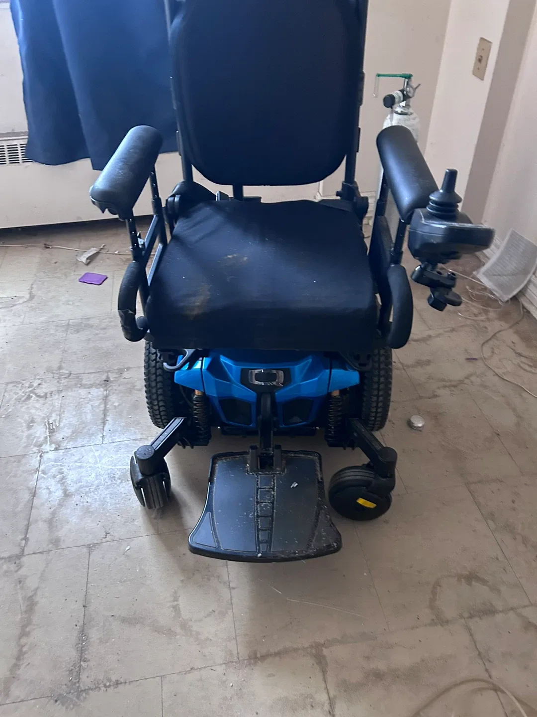 Quantum power chair Q6 edge