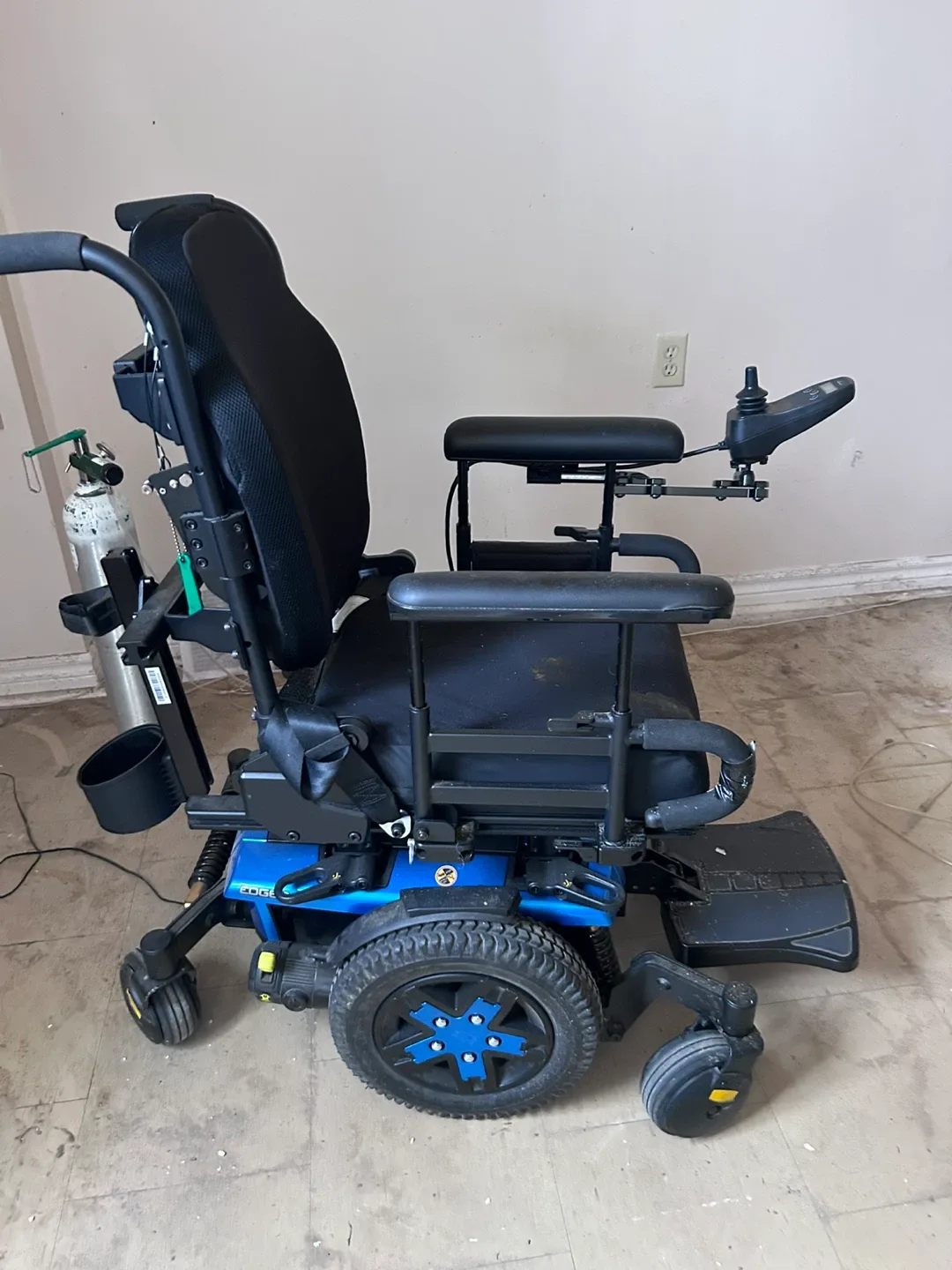 Quantum power chair Q6 edge image indicator(3)