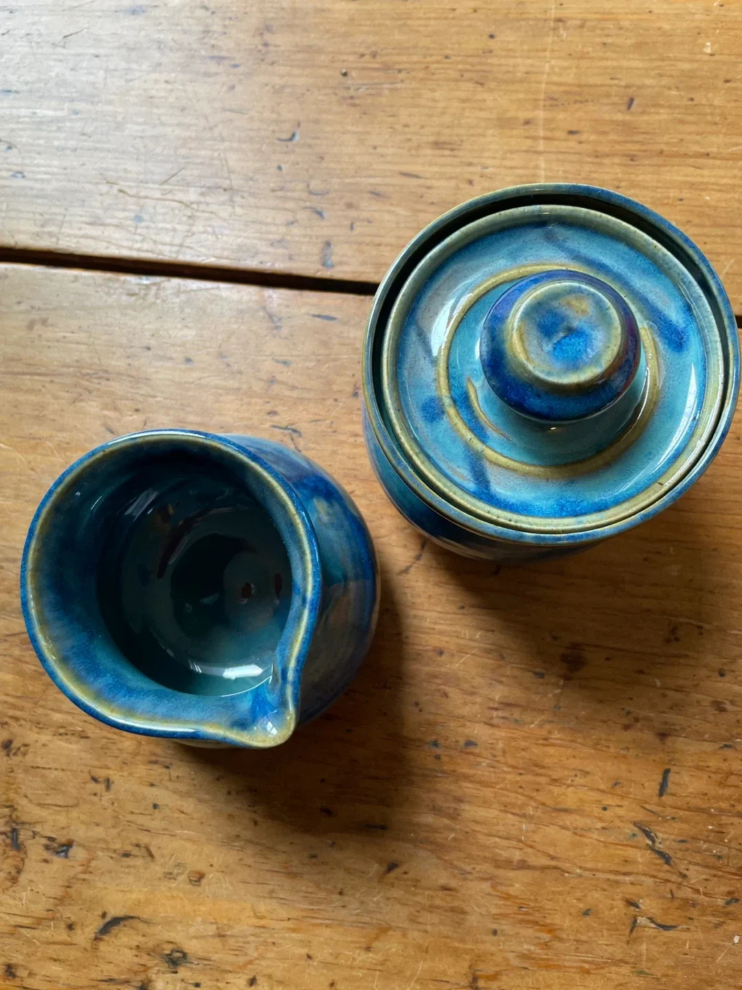 Vintage Muskoka Bay Pottery Creamer and Sugar Bowl Set image indicator(2)