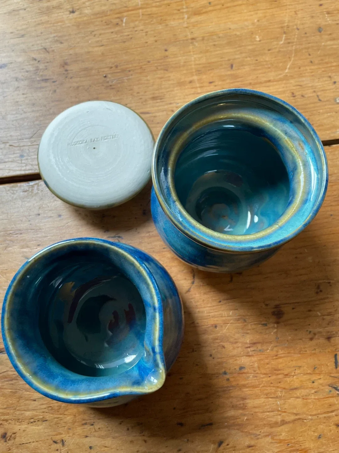 Vintage Muskoka Bay Pottery Creamer and Sugar Bowl Set image indicator(3)