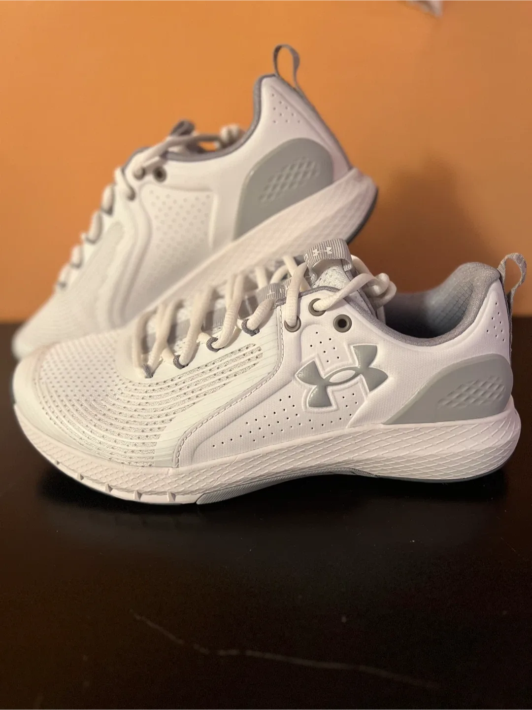 Under Armour Charged Commit TR 3 - Size 10