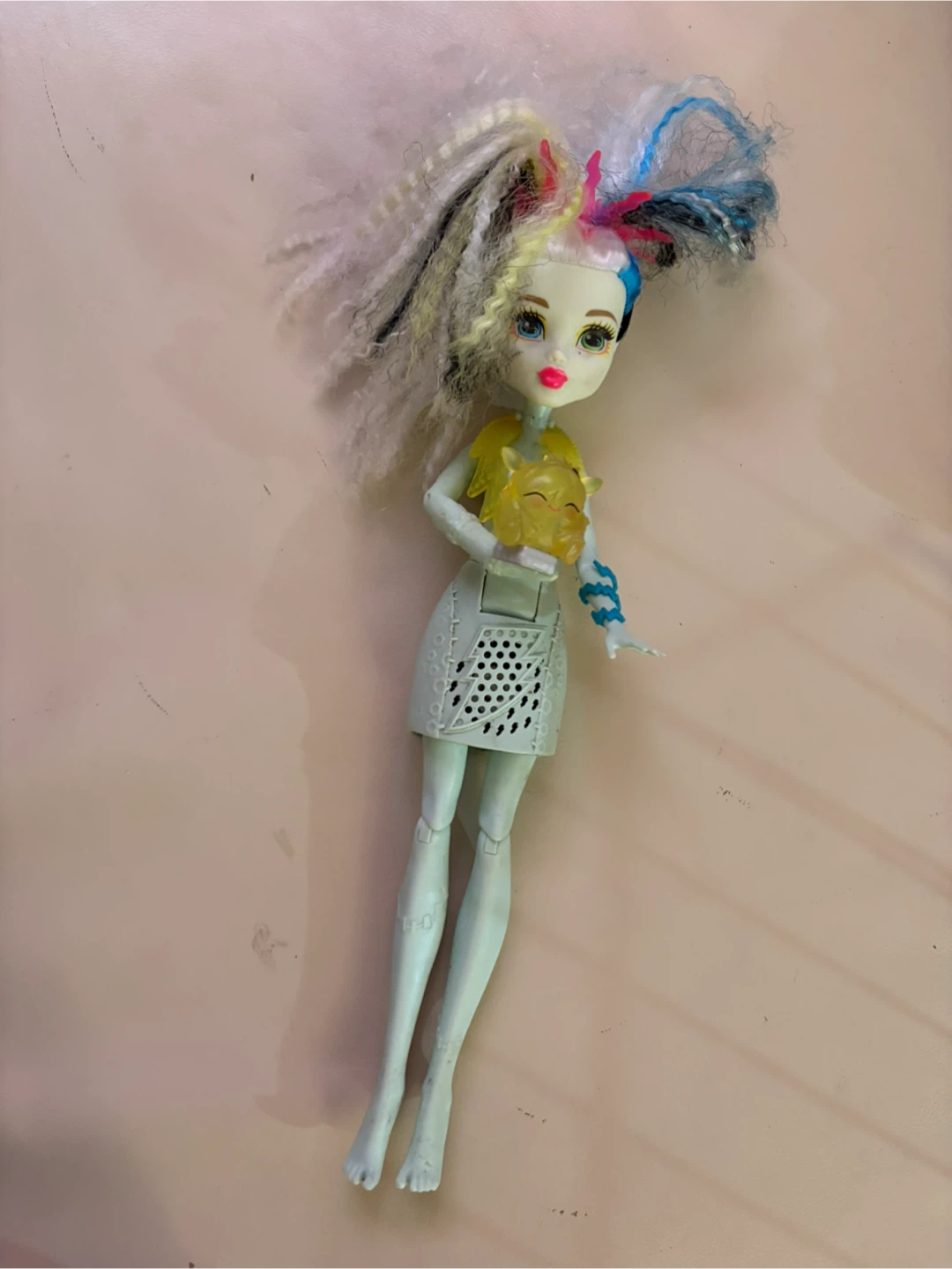 Monster High Doll needs batteries/clothes $7 - photo 5