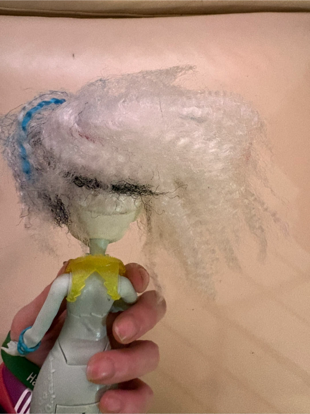 Monster High Doll needs batteries/clothes $7 - photo 3