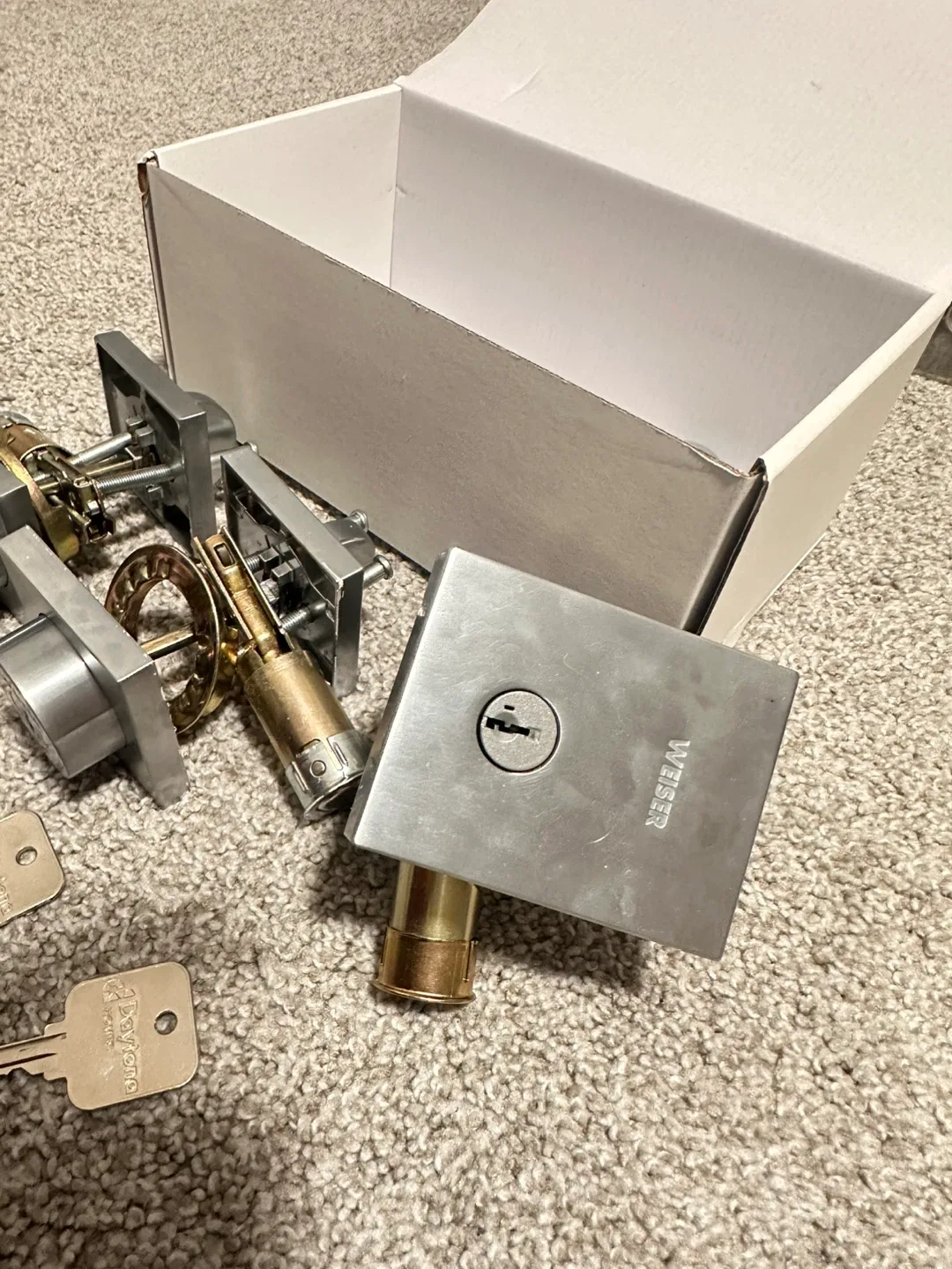 Weiser Square Deadbolt/Entry Door Lock (All 3 for $75) image indicator(2)