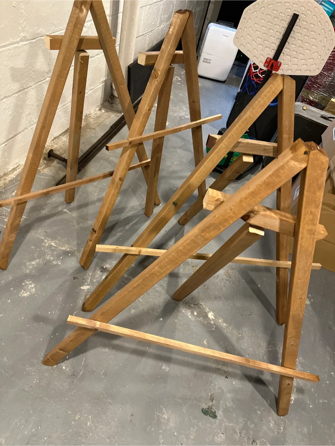 Wooden Easel Stand image indicator(3)