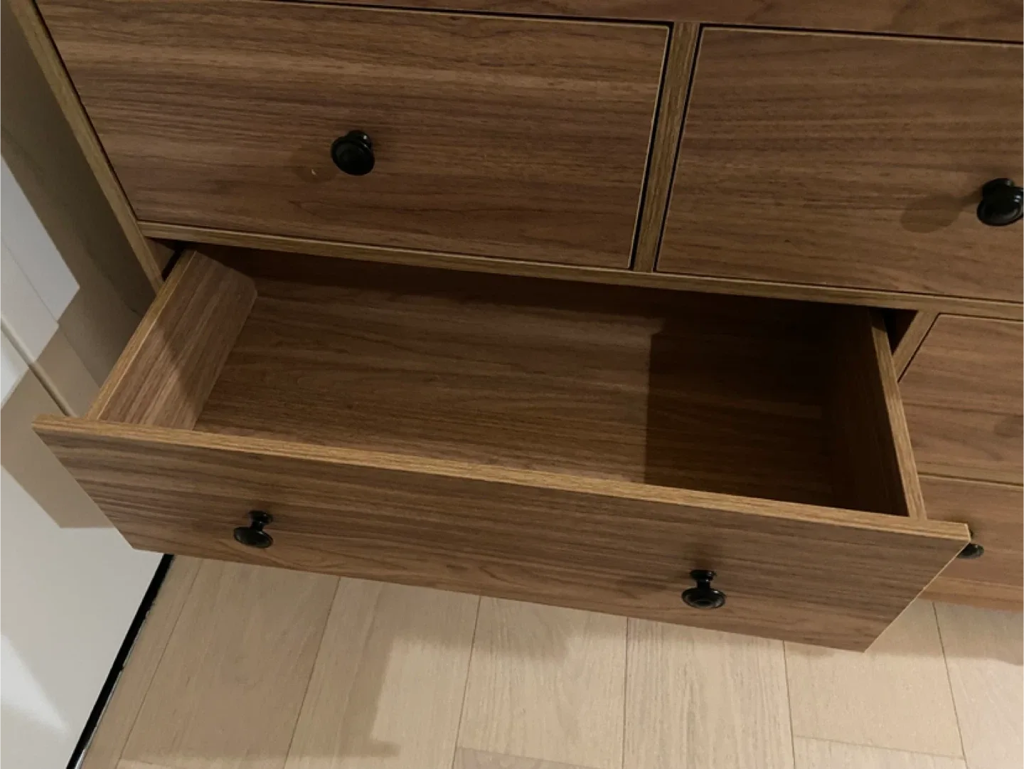 IKEA Hemnes Dresser - 8 Drawers image indicator(2)