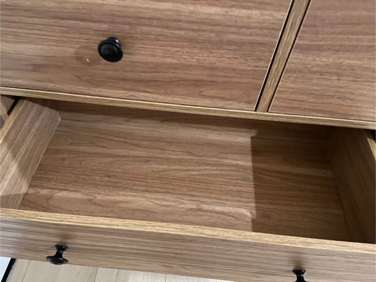 IKEA Hemnes Dresser - 8 Drawers image indicator(3)