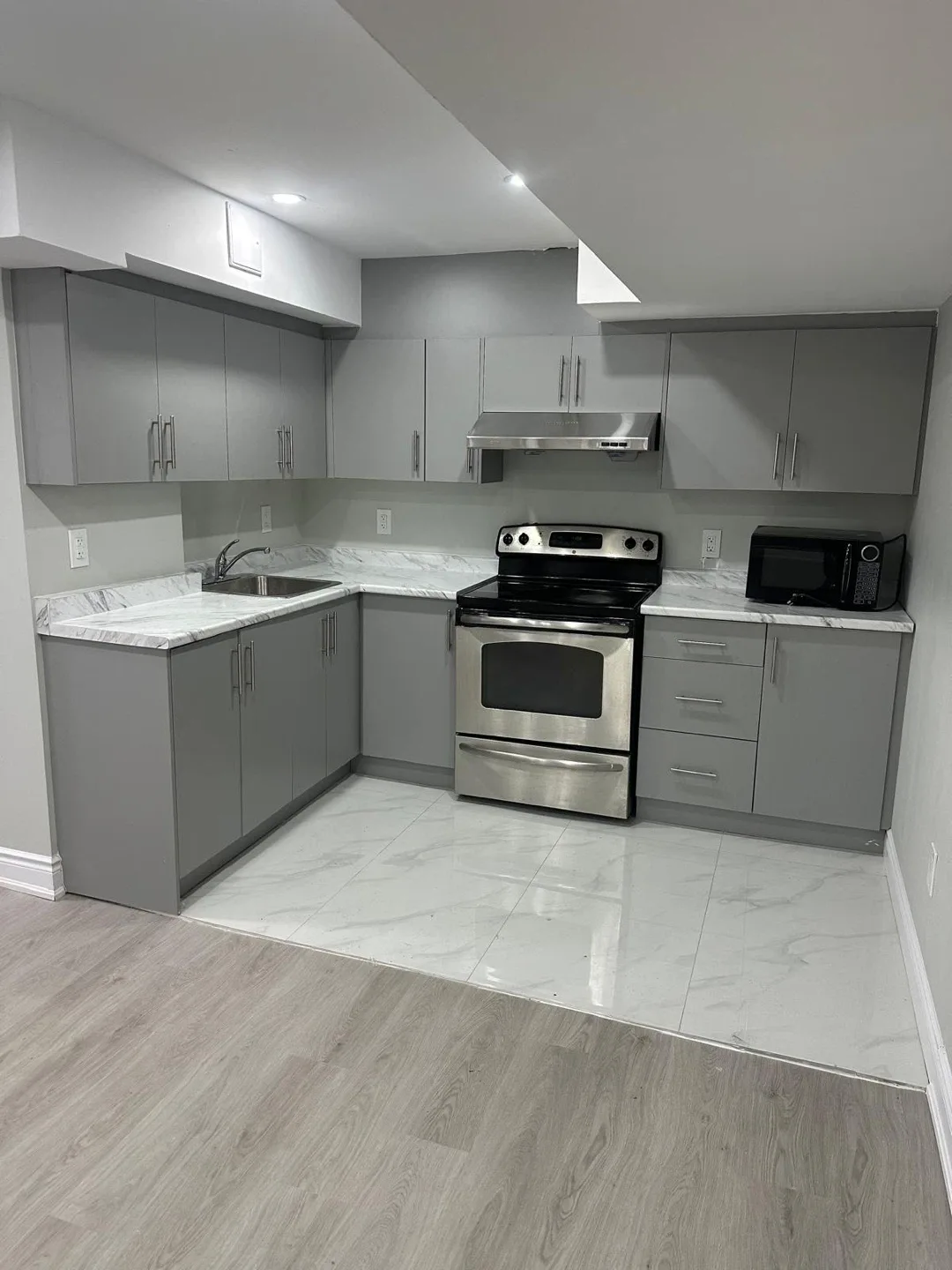 2100 OR OBO Kitchen Cabinet Set Melamine