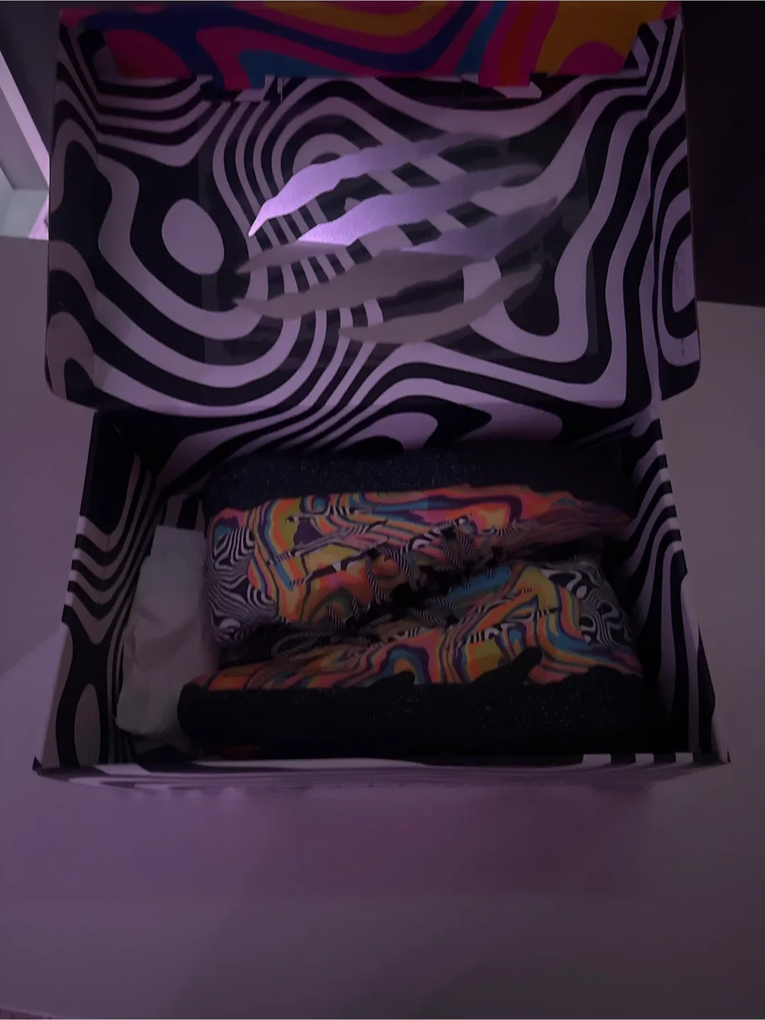 Puma x Dexter's Laboratory Shoes, Size 10 image indicator(4)