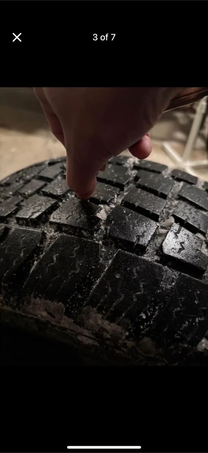 Used Winter Tires image indicator(7)