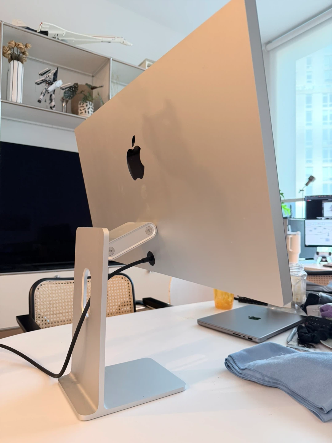 Apple Studio Display nano texture glass + tilt & height stand - photo 3