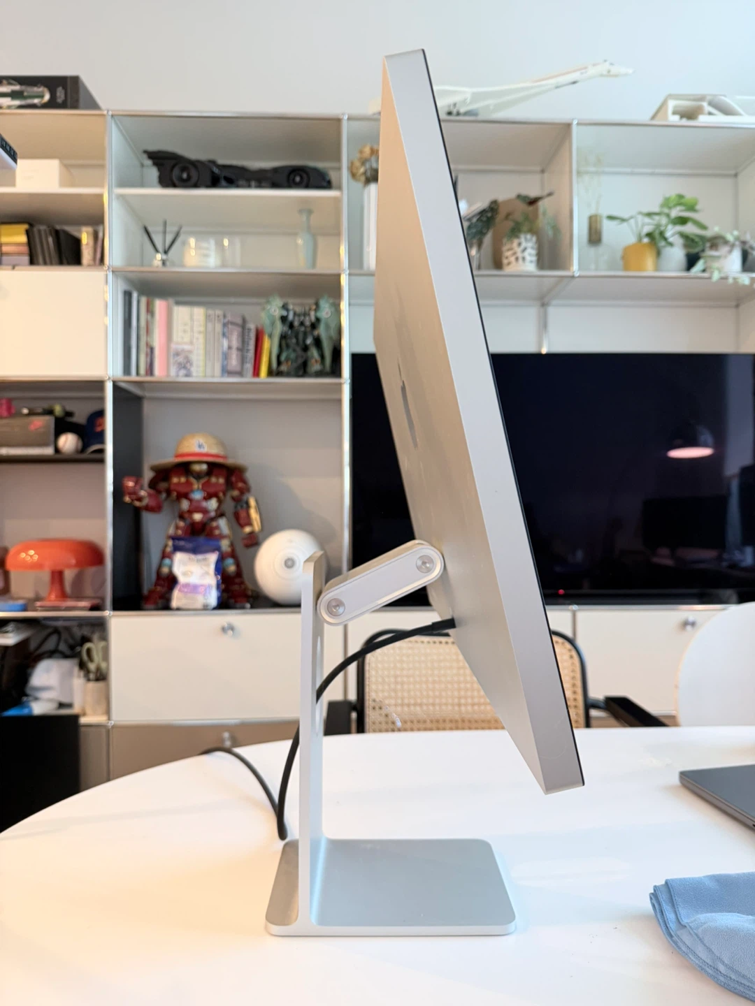Apple Studio Display nano texture glass + tilt & height stand - photo 2