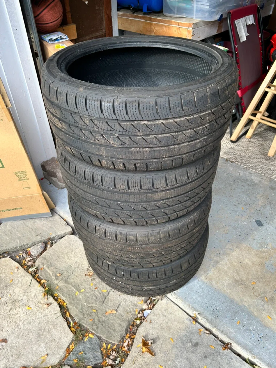 Imperial Snowdragon 3 Tires - 255/35R19 image indicator(4)