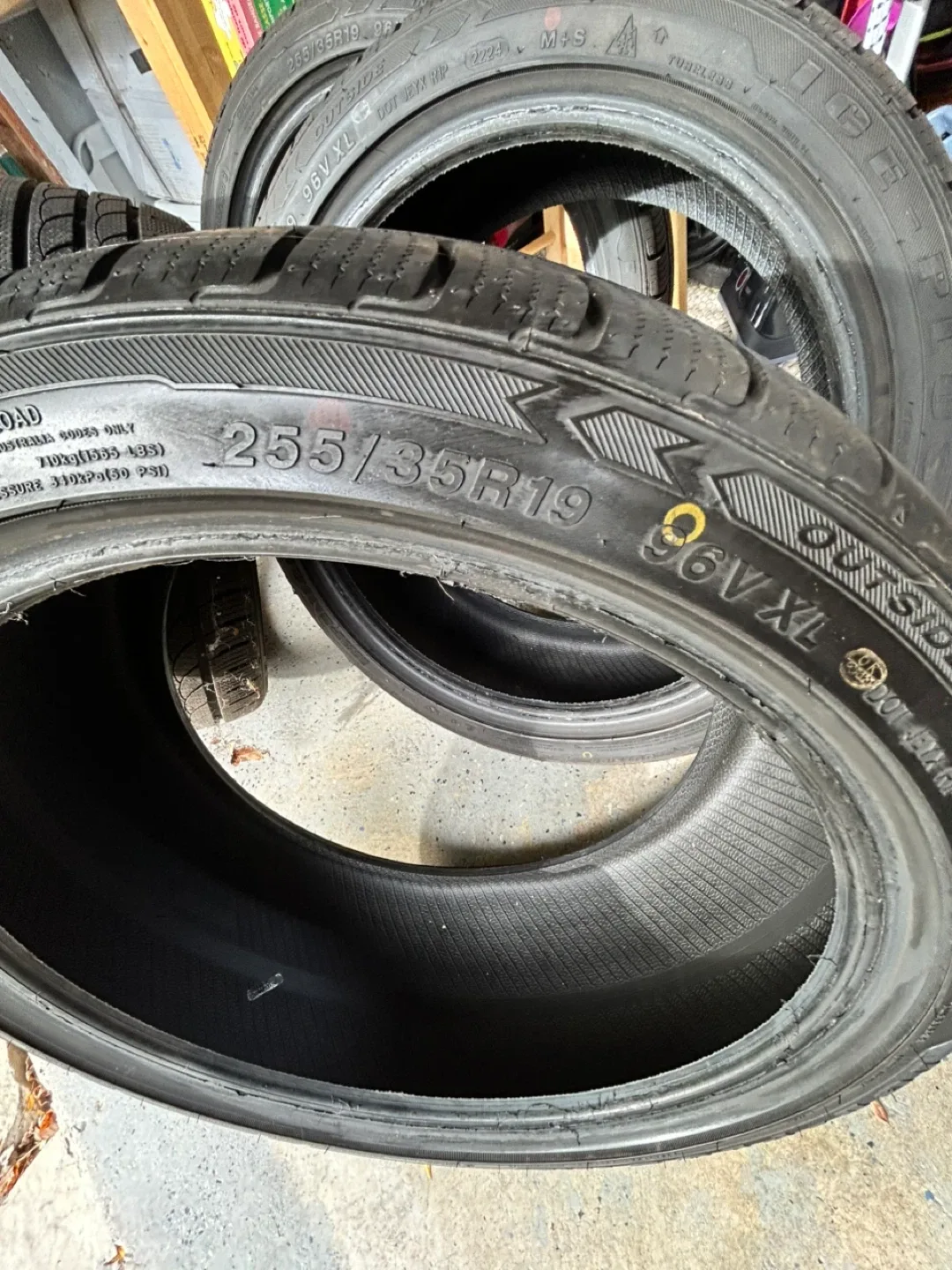 Imperial Snowdragon 3 Tires - 255/35R19 image indicator(5)