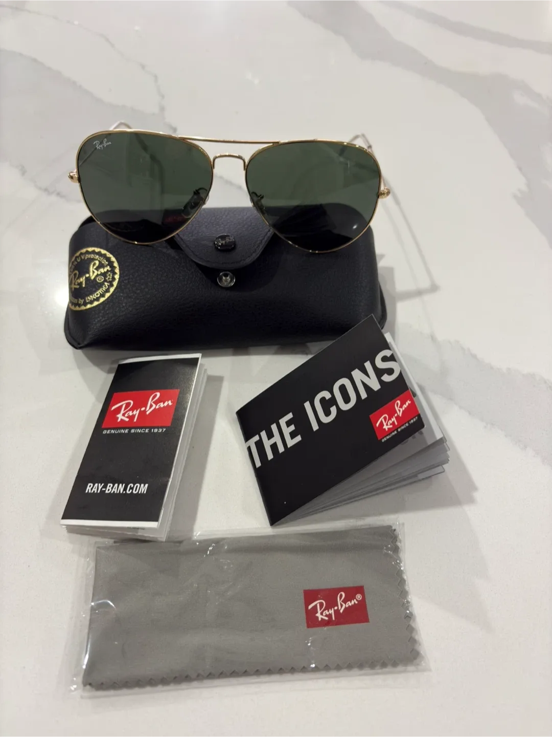 Ray-Ban Aviator Sunglasses - Gold Frame #cleanout