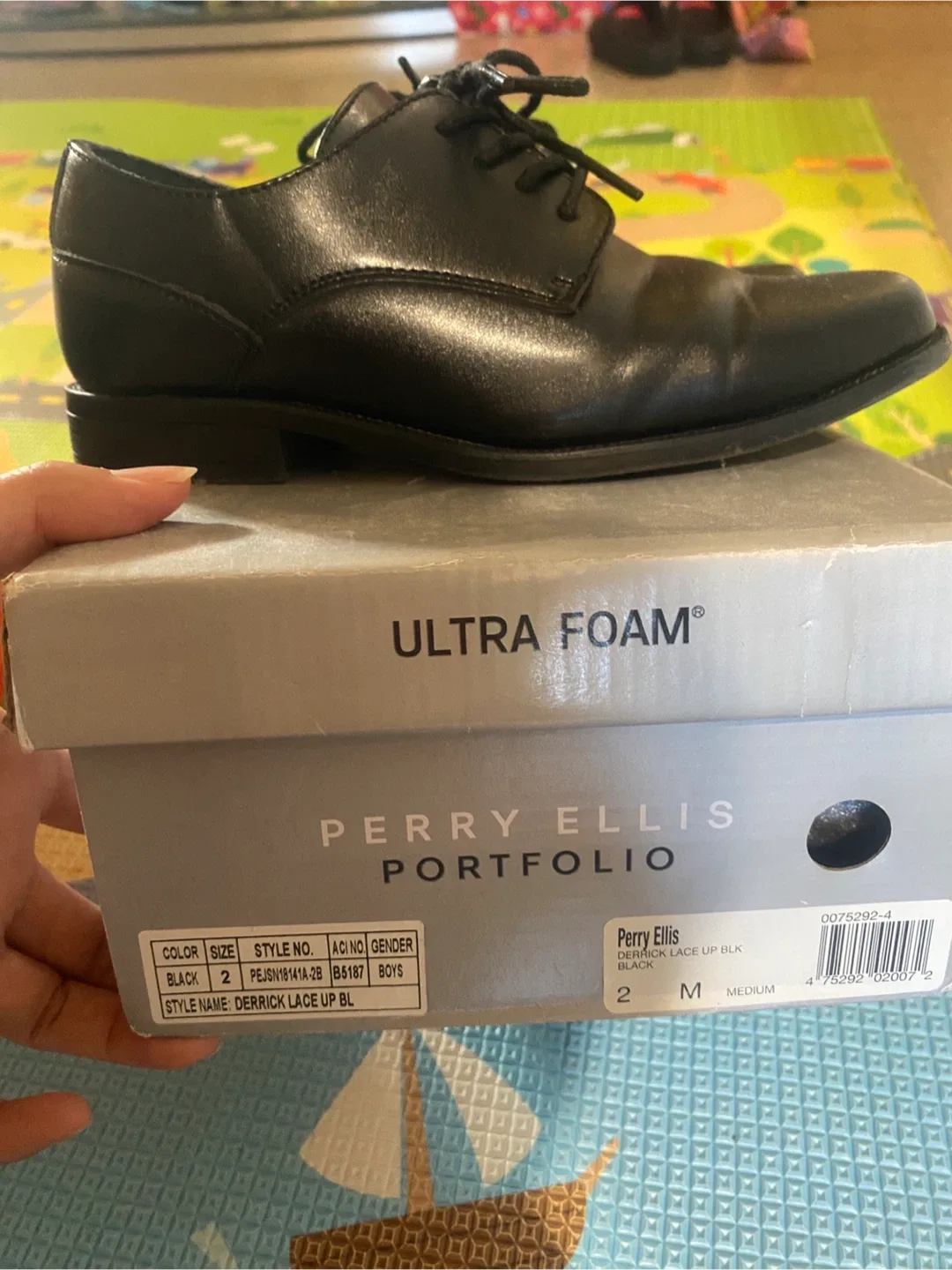 Perry Ellis Portfolio Black Dress Shoes Size 2