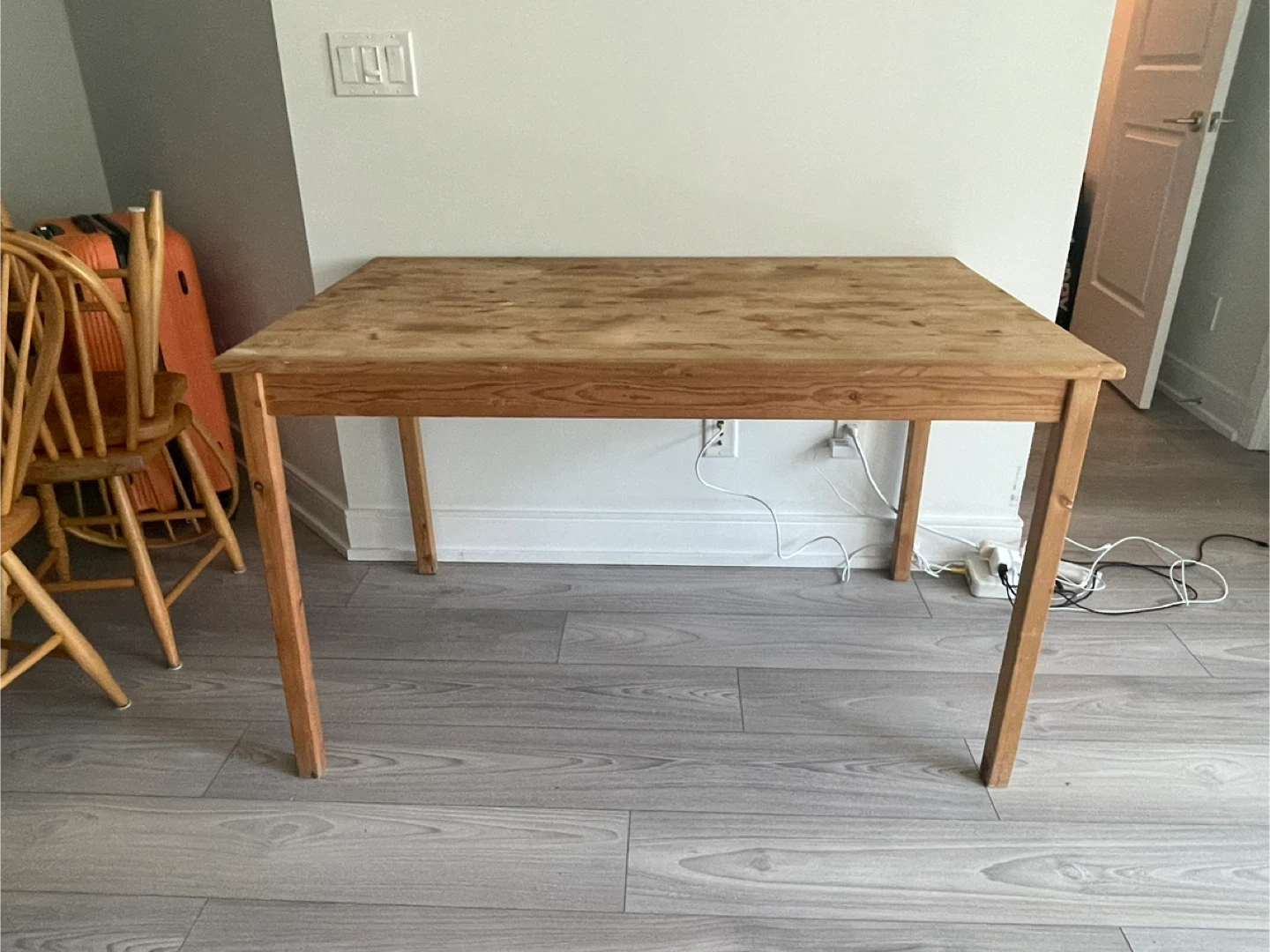 FREE Wood Dining Table - 47"-52.5"x28.5"x28.6"