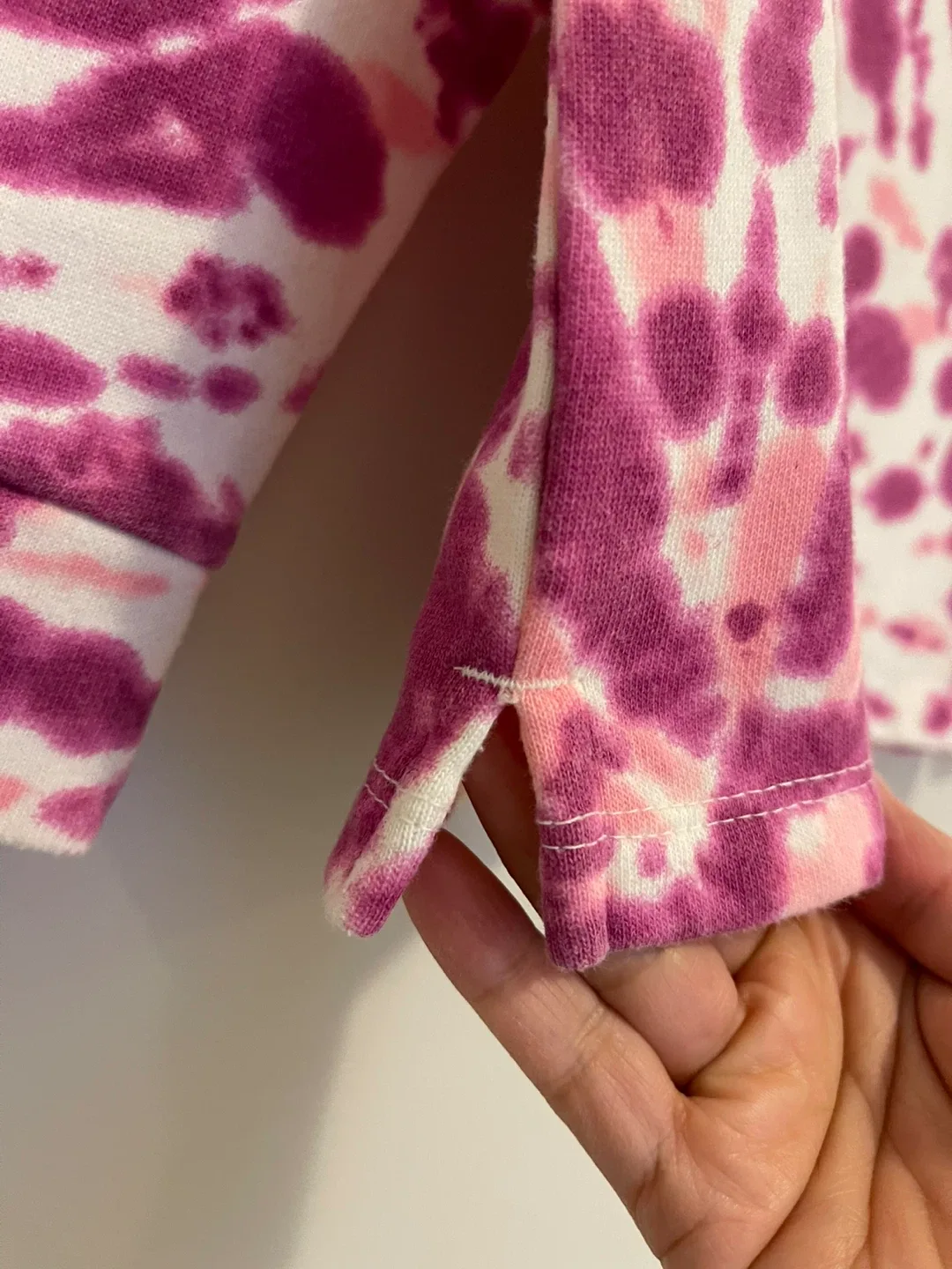 GAP Tie Dye XS Long Sleeve Shirt image indicator(5)