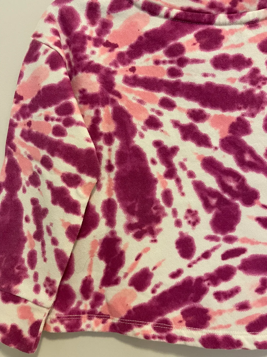 GAP Tie Dye XS Long Sleeve Shirt image indicator(3)