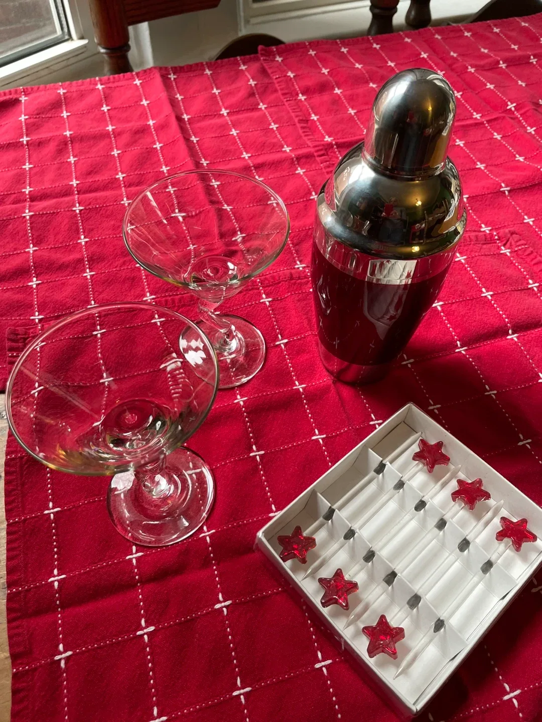 Cocktail Shaker Set with Martini Glasses & Picks #Cleanout