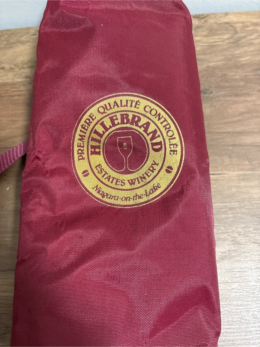 Hillebrand Estates Winery Wine Bottle Carrier Bag image indicator(2)