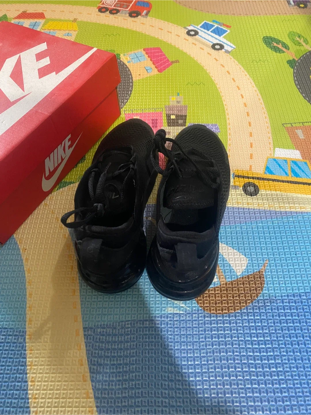 Nike Air Max 270 (PS) - Size 2Y - Black image indicator(3)