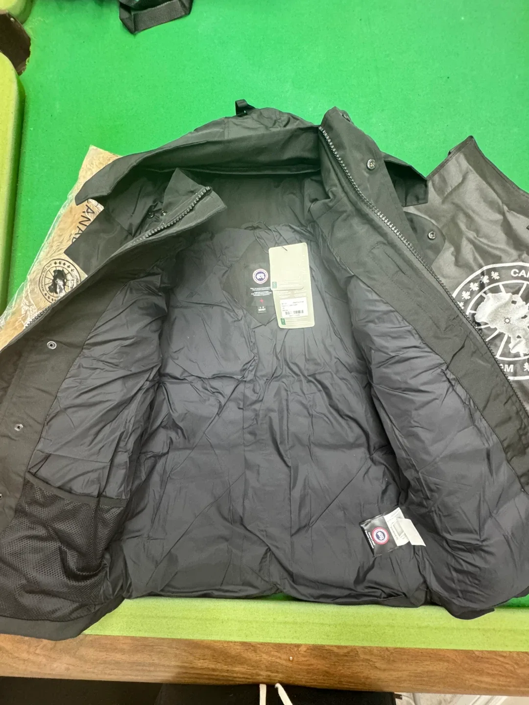 Canada Goose Black Down Padded Jacket image indicator(3)