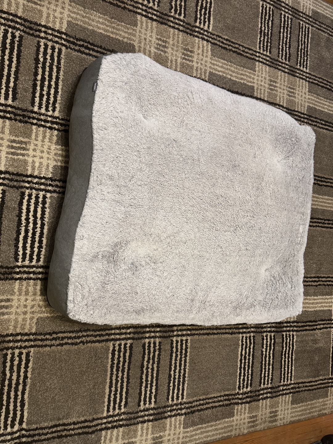 Dog Bed, 37x42 inches