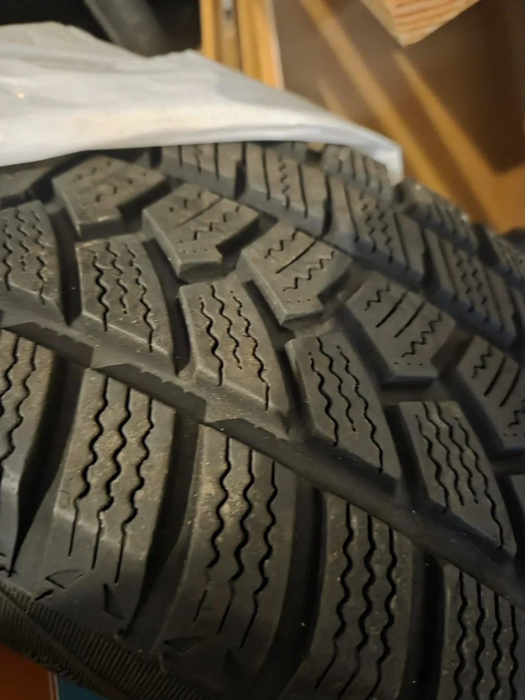 Set of 4: Used Winter Tire - Great Condition image indicator(4)