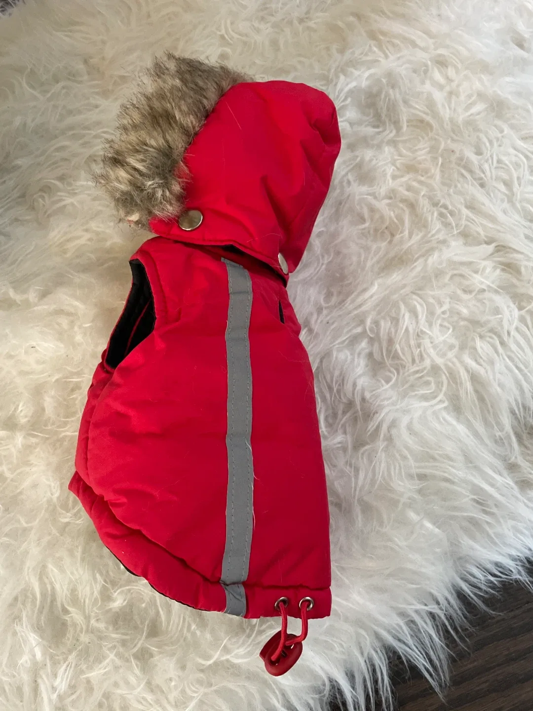 Red Dog Winter Vest with Furry Hood image indicator(3)