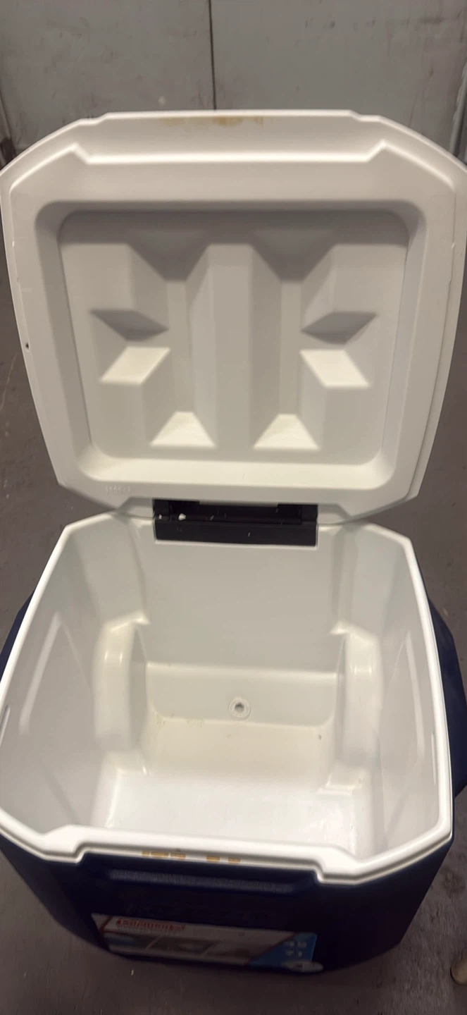 Coleman 45 Quart Wheeled Cooler - photo 2