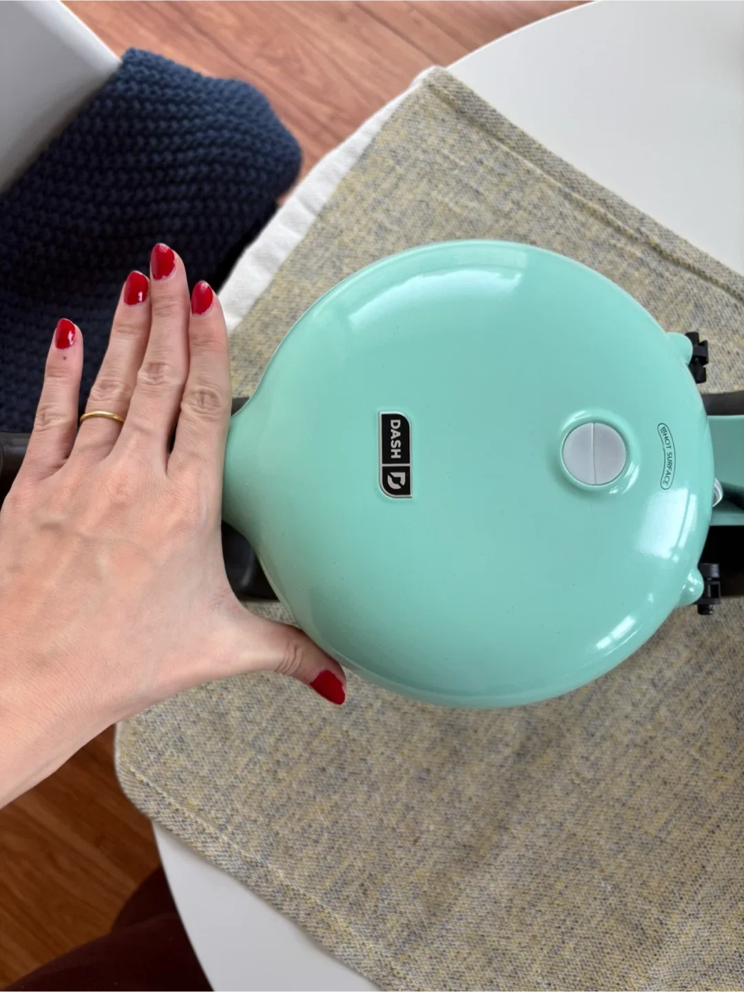 DASH NOT Mini Waffle Maker - Aqua