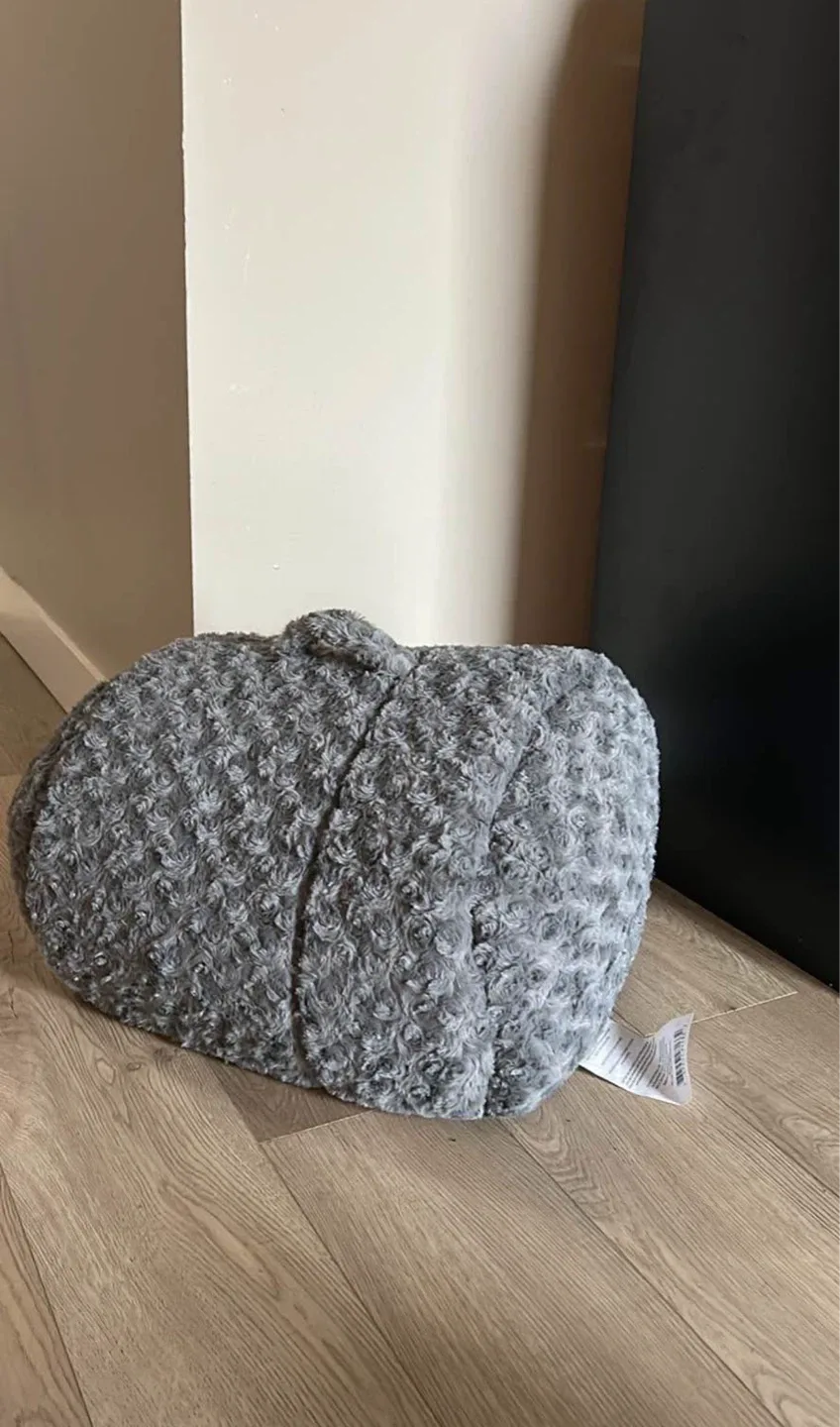 Whisker City Fur Hiding Hut & Toy Cat Bed image indicator(4)