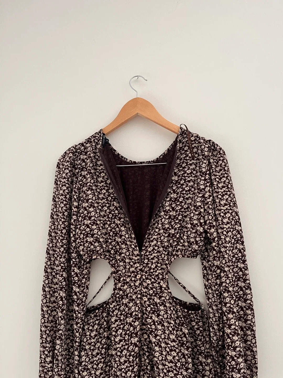 Papermoon Floral Cutout Maxi Dress - Size S image indicator(2)