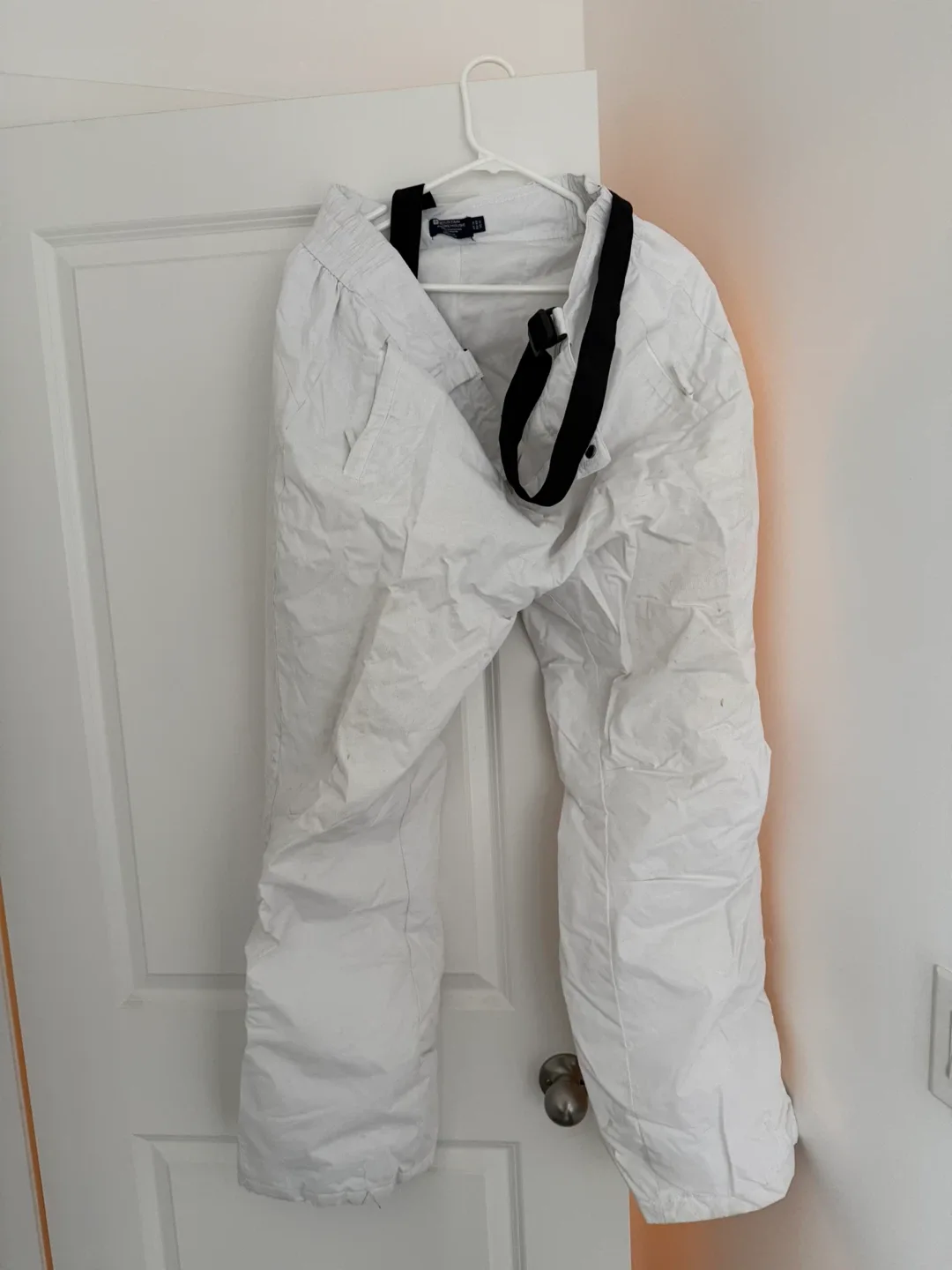 Women’s Insulated Ski Pants  (Size 16 / US 12)