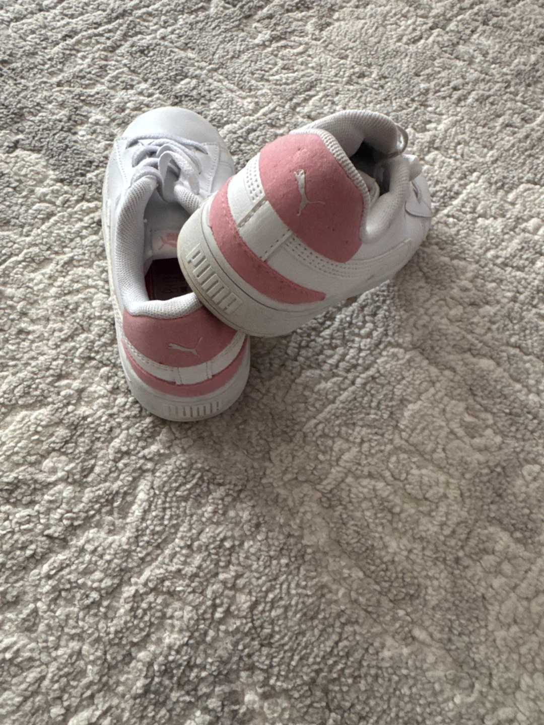 Puma White & Pink Sneakers - Size 10C - photo 2