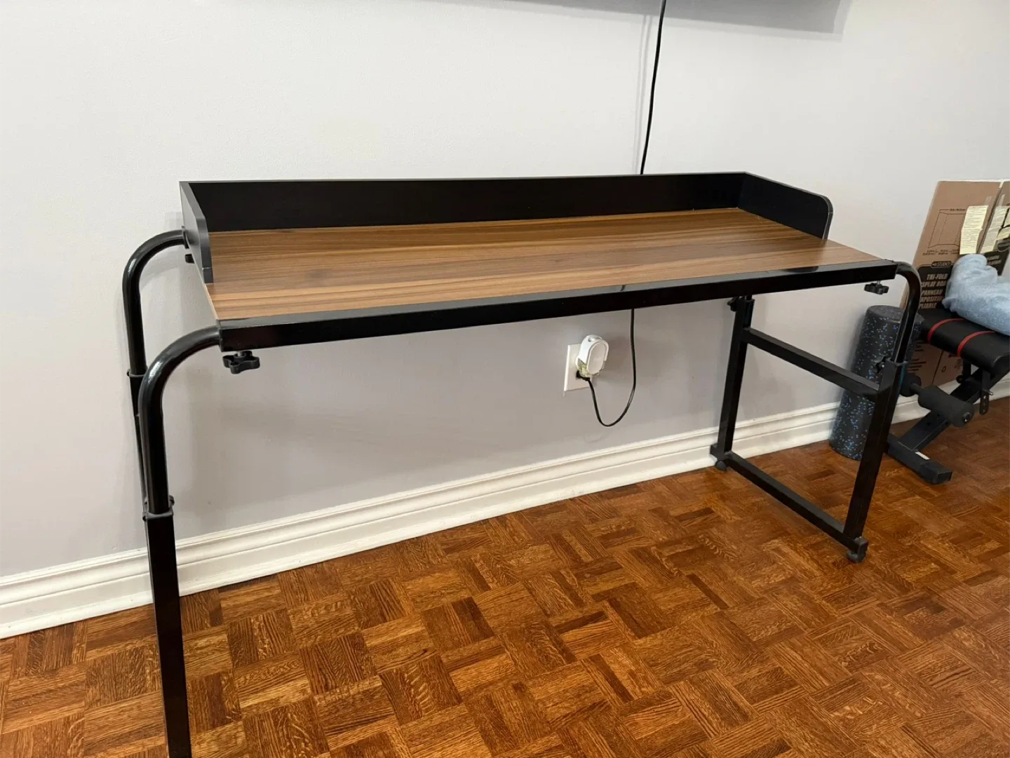 Over the bed Wooden Desk